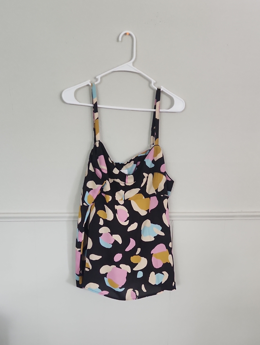 CAbi Black Multicolor Abstract Print Camisole